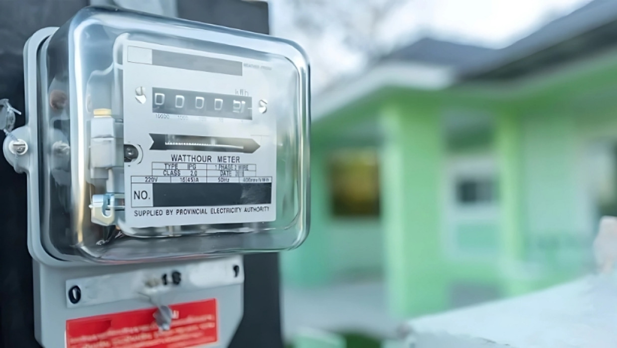 মিটার না দেখেই অনুমাননির্ভর বিল বানিয়ে দিচ্ছে বিদ্যুৎ অফিস!